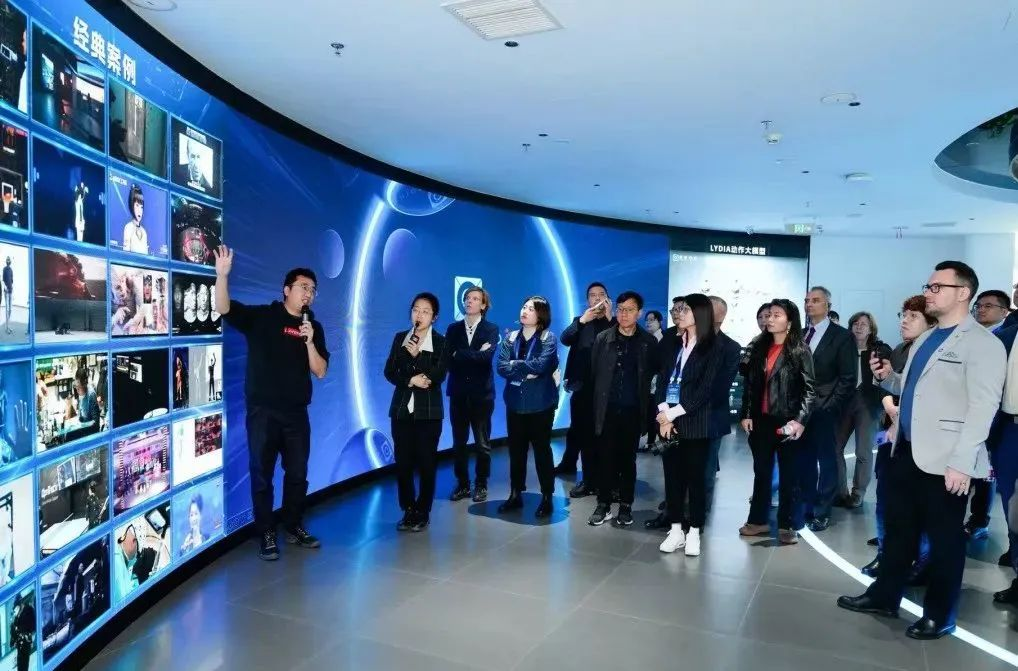 霸榜 | 四大榜单尽数囊括，凯发天生赢家一触即发首页集团连续五年斩获“极光”大奖